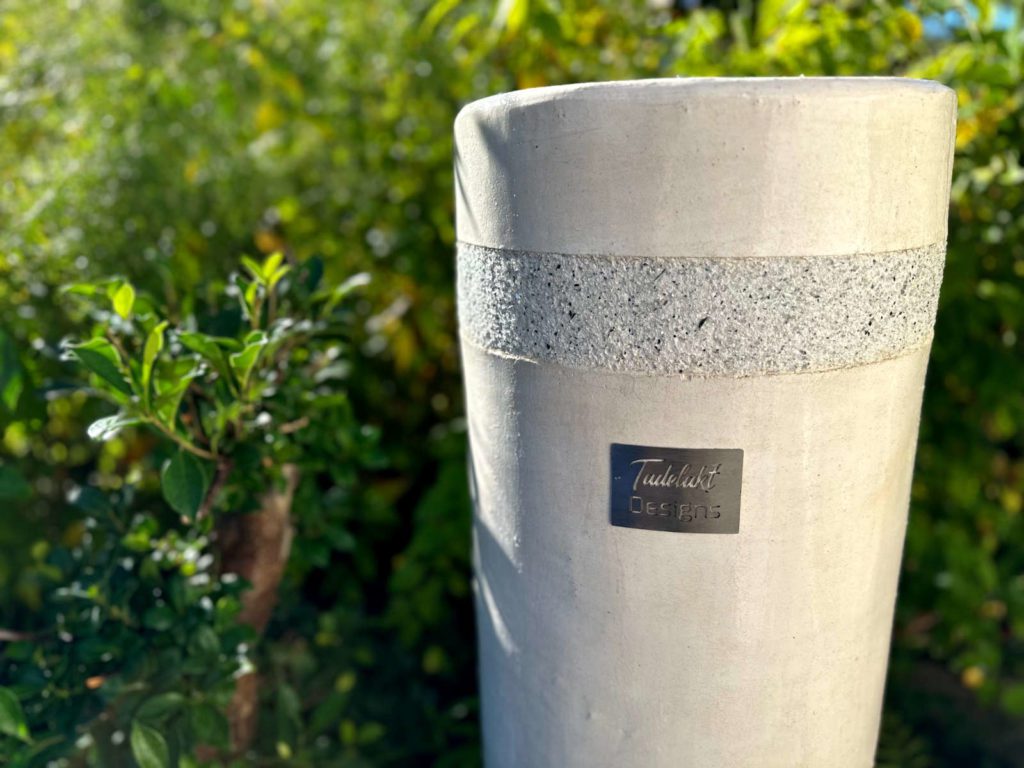 Pot en Tadelakt blanc L'Éponge Tube Blanche