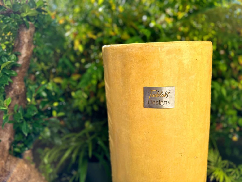 L'Éponge Tube Jaune - Pot en Tadelakt jaune